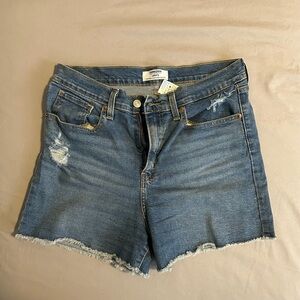 NWOT Denizen from Levi’s high waist jean short